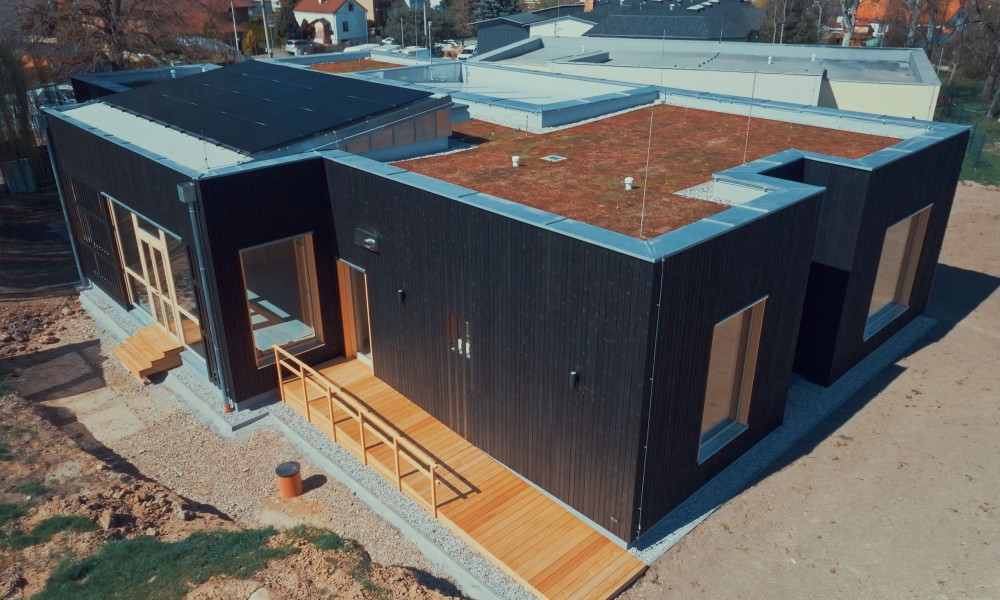 Kamenný Újezd children's center timber building