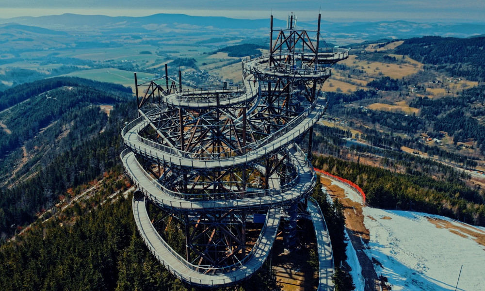 Vesper Homes a projekt Stezka do oblak